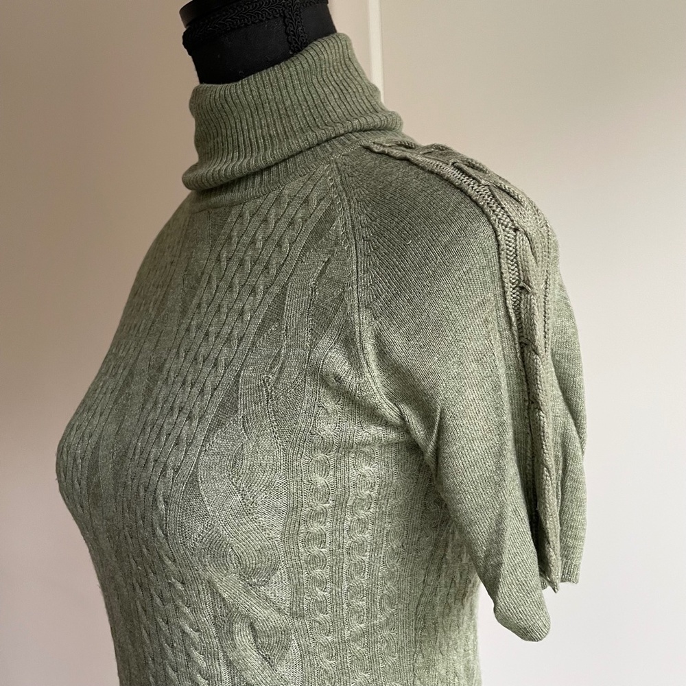 Soft fine knit short sleeve Retro Sweater